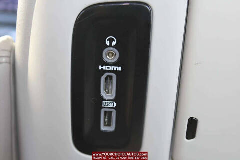 2017 Chrysler Pacifica Touring-L Plus