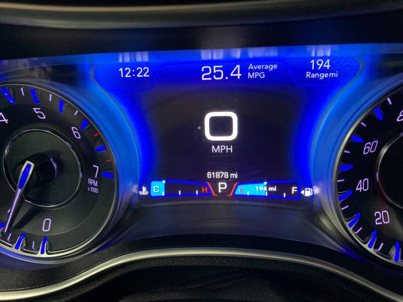 2019 Chrysler 300 Touring