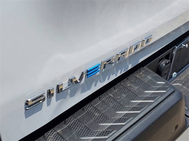 2026 Chevrolet Silverado EV LT