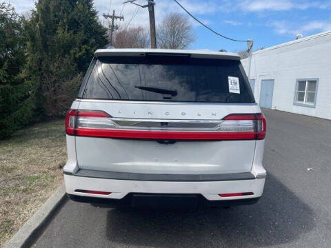 2019 Lincoln Navigator Select