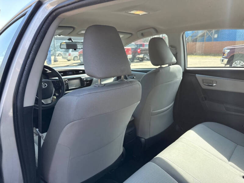 2016 Toyota Corolla LE