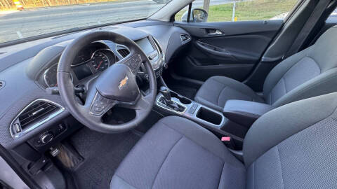 2017 Chevrolet Cruze LT Auto