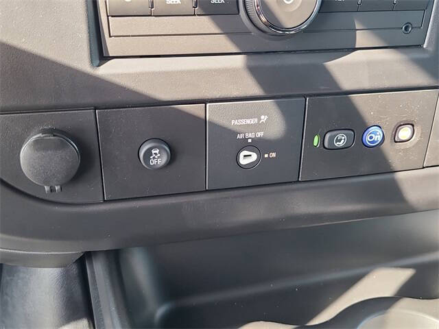 2025 Chevrolet Express 2500