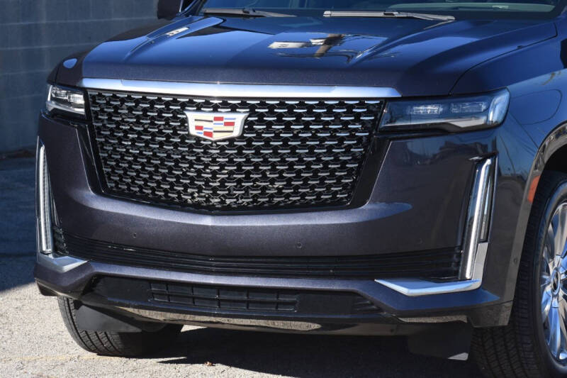 2022 Cadillac Escalade ESV Premium Luxury photo 7