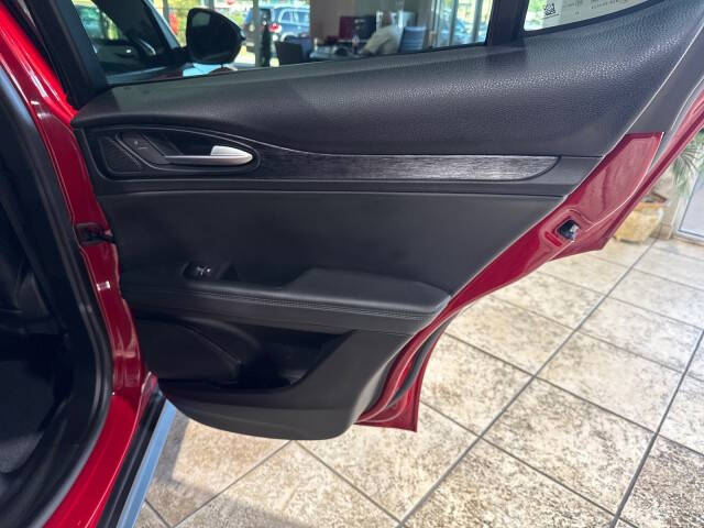 2024 Alfa Romeo Stelvio Sprint