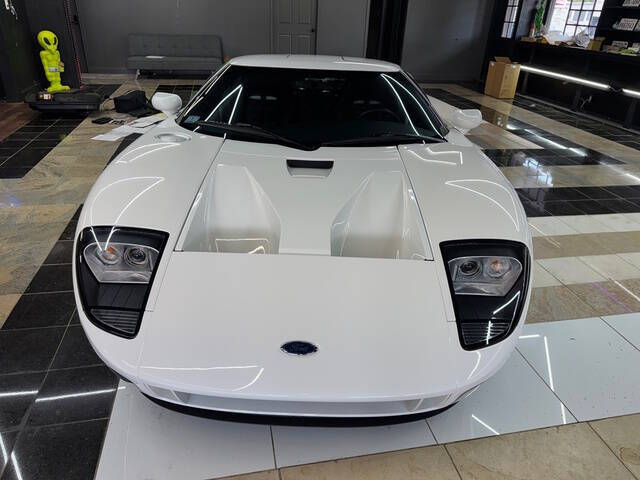 2005 Ford GT