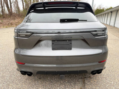 2023 Porsche Cayenne GTS