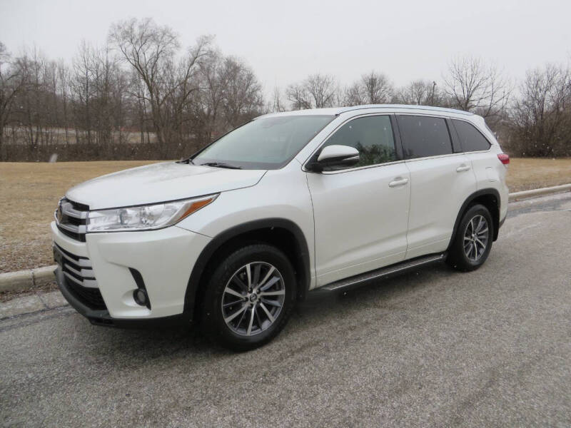 2017 Toyota Highlander for sale at EZ Motorcars in West Allis WI