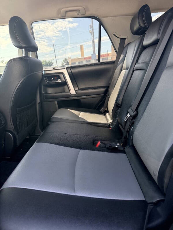 2017 Toyota 4Runner SR5