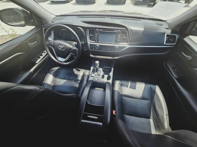 2015 Toyota Highlander Limited