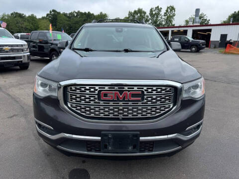2017 GMC Acadia Denali