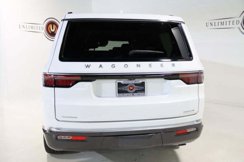 2022 Jeep Wagoneer Series III