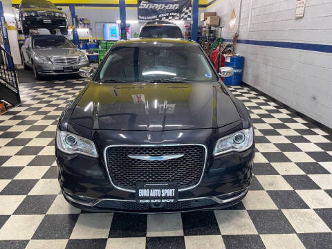 2017 Chrysler 300 C