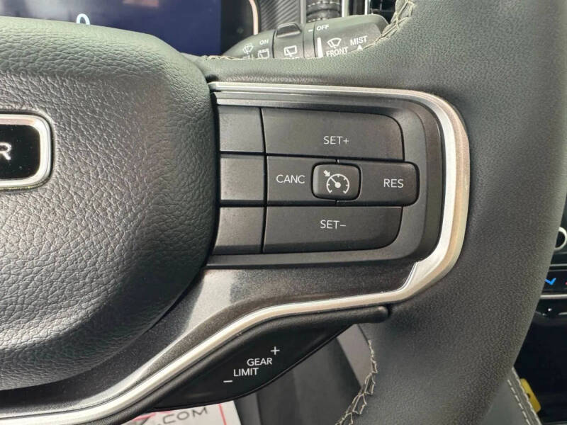 2024 Jeep Wagoneer L