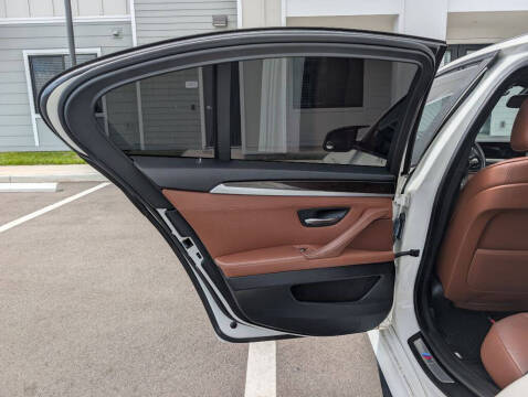 2013 BMW 5 Series 528i