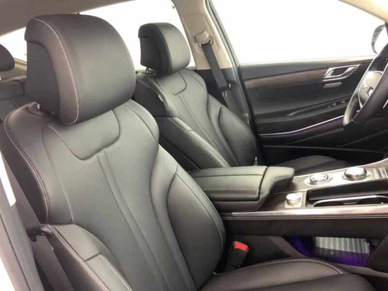 2024 Genesis GV80 2.5T