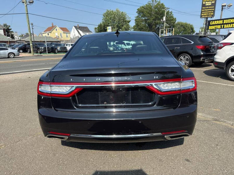 2019 Lincoln Continental Select