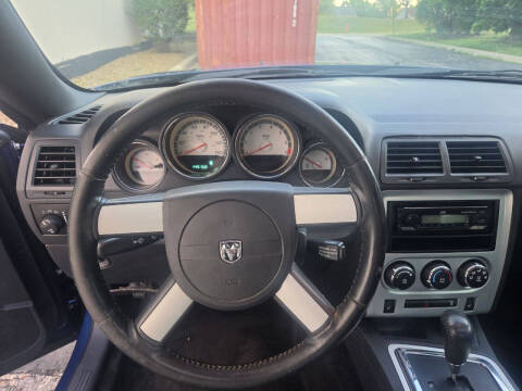 2009 Dodge Challenger SE