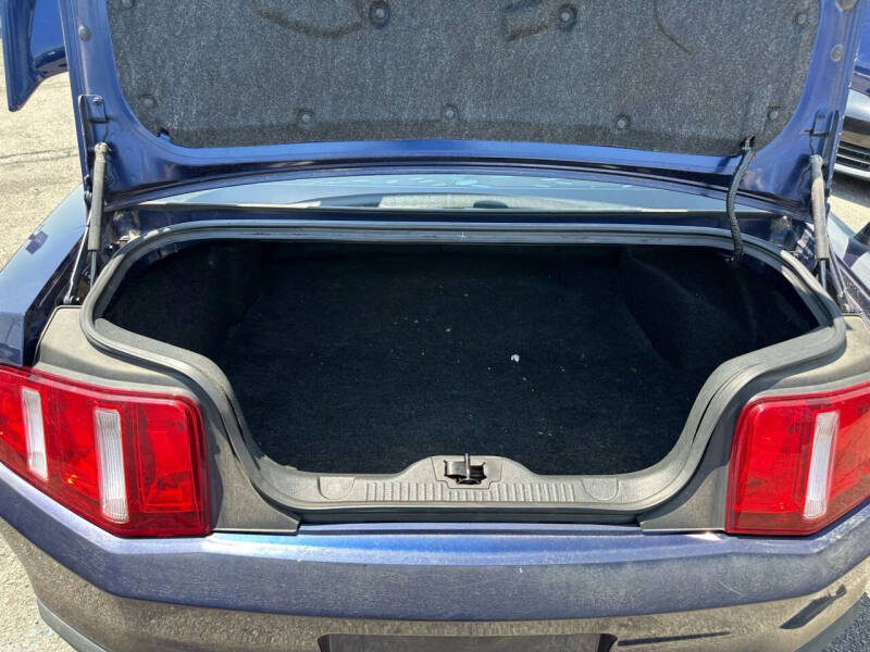 2011 Ford Mustang V6 Premium