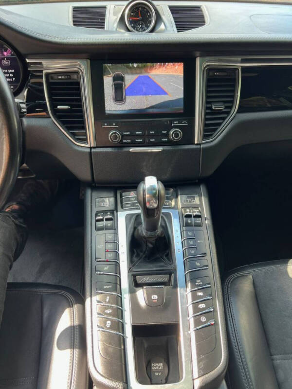 2017 Porsche Macan GTS