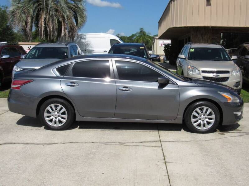 2014 Nissan Altima for sale at Checkered Flag Auto Sales NORTH in Lakeland FL