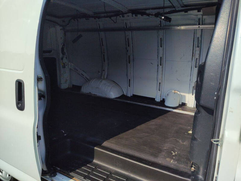 2021 Chevrolet Express 2500