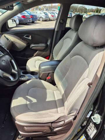 2012 Hyundai Tucson GL