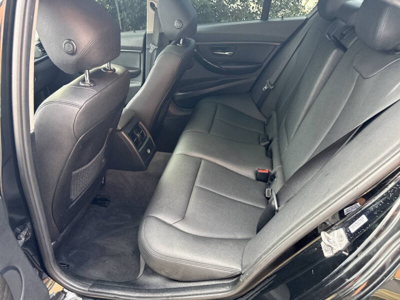 2015 BMW 3 Series 328i