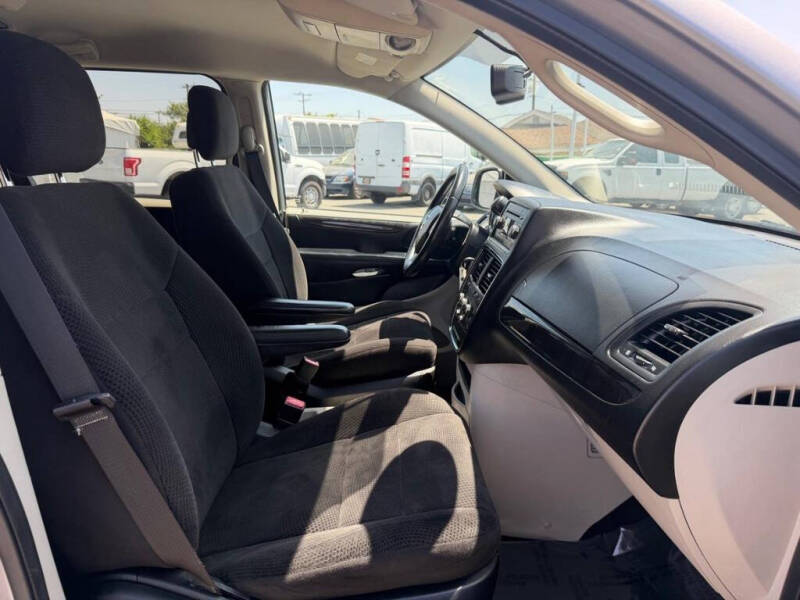 2014 Dodge Grand Caravan SE