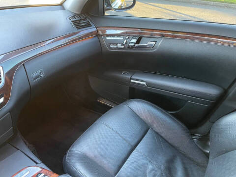 2007 Mercedes-Benz S-Class S 550