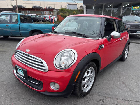 2013 MINI Hardtop for sale at APX Auto Brokers in Edmonds WA