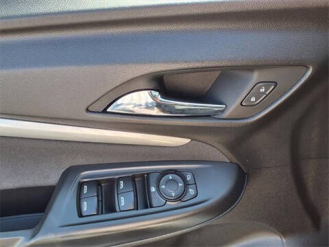 2022 Chevrolet Bolt EUV LT