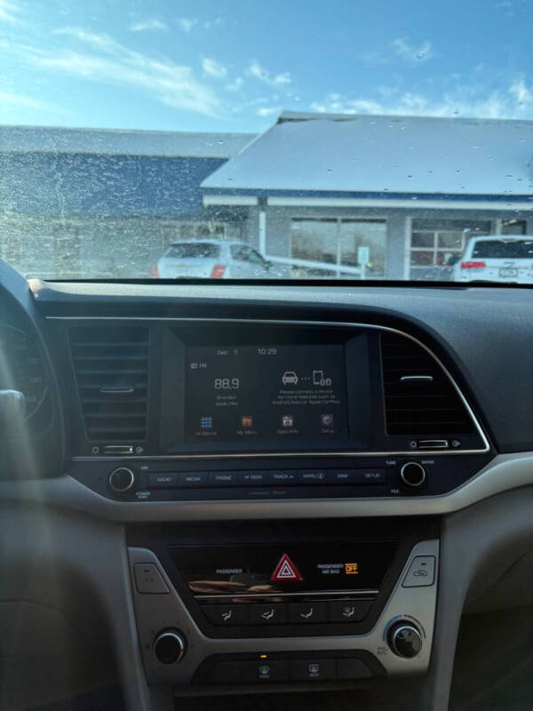 2018 Hyundai Elantra