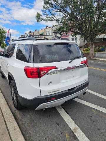 2017 GMC Acadia SLT-1