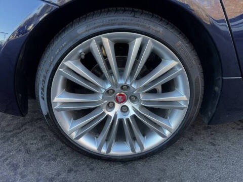 2015 Jaguar XJL Portfolio