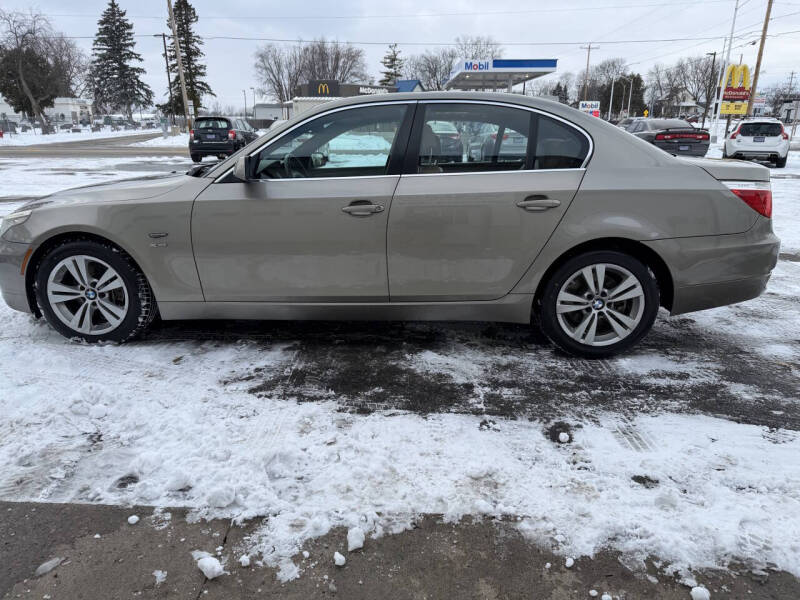 2009 BMW 5 Series 528i xDrive