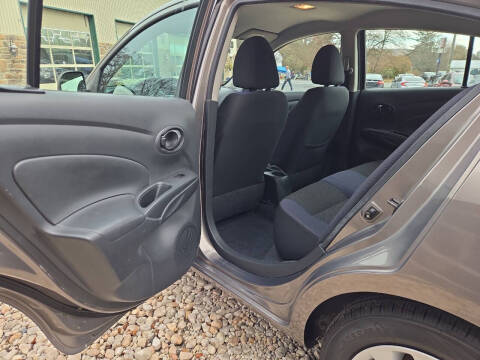 2012 Nissan Versa 1.6 S