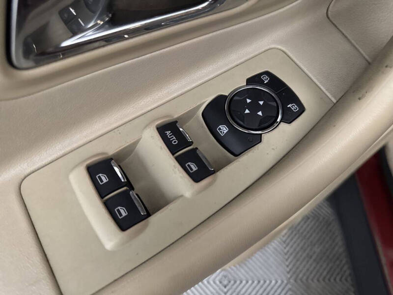 2015 Ford Taurus SEL