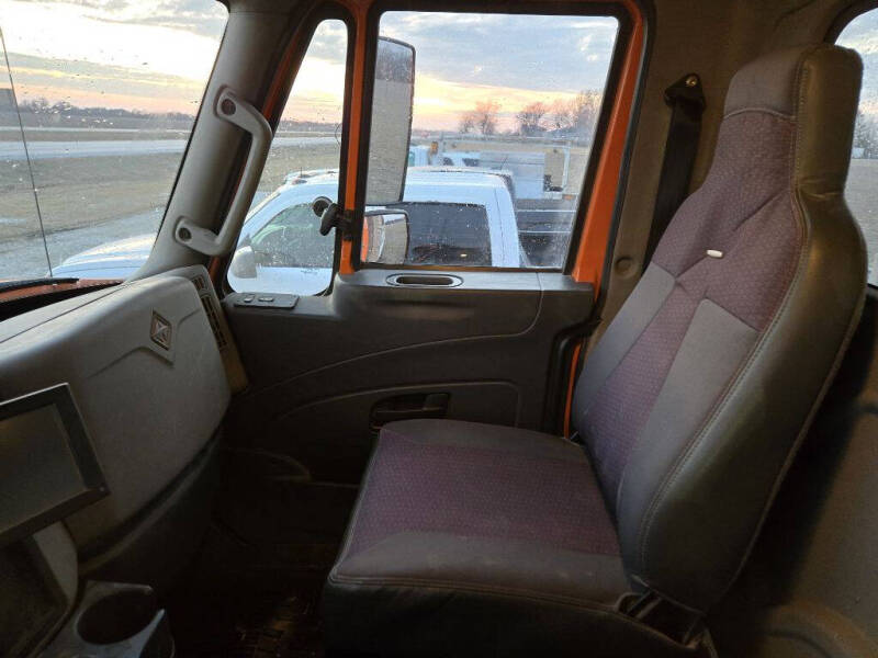 2013 International WorkStar 7400