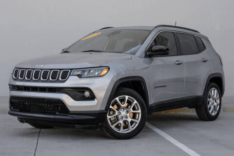 2023 Jeep Compass Latitude Lux