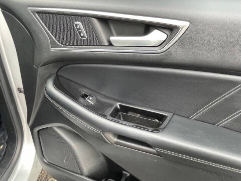 2016 Ford Edge Sport