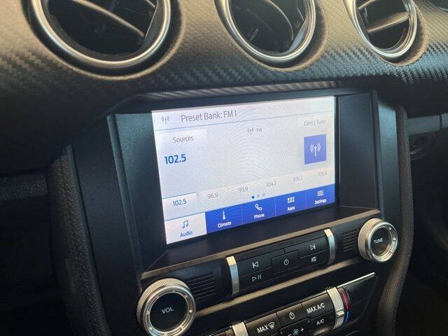 2022 Ford Mustang EcoBoost