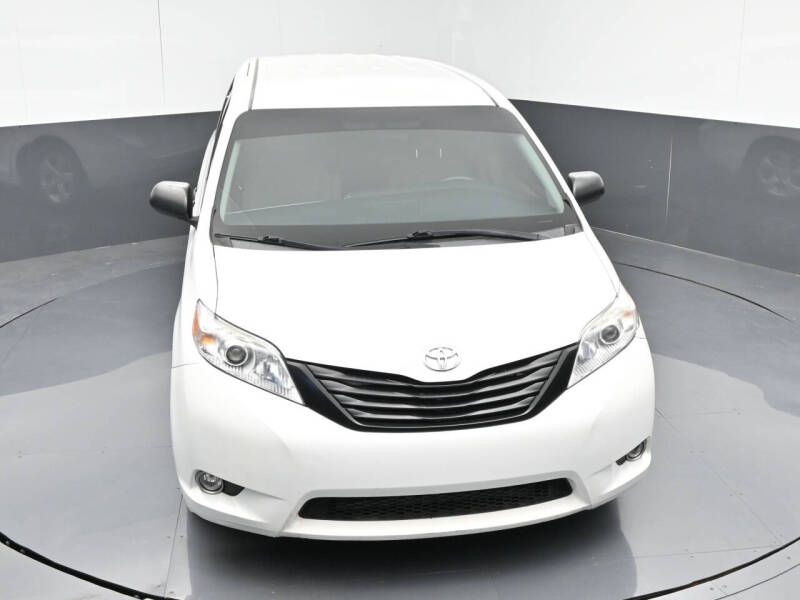2017 Toyota Sienna L 7-Passenger