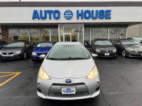 2014 Toyota Prius c Two