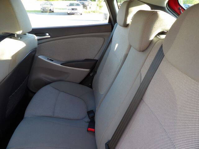 2012 Hyundai Accent GS