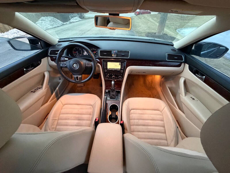 2013 Volkswagen Passat TDI SEL Premium