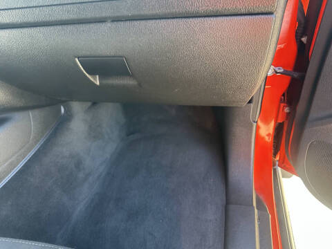 2009 HUMMER H3T Luxury