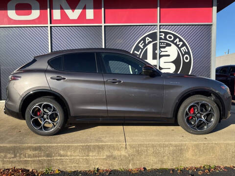 2025 Alfa Romeo Stelvio