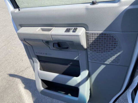2024 Ford E-Series