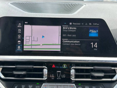 2022 BMW 3 Series 330e